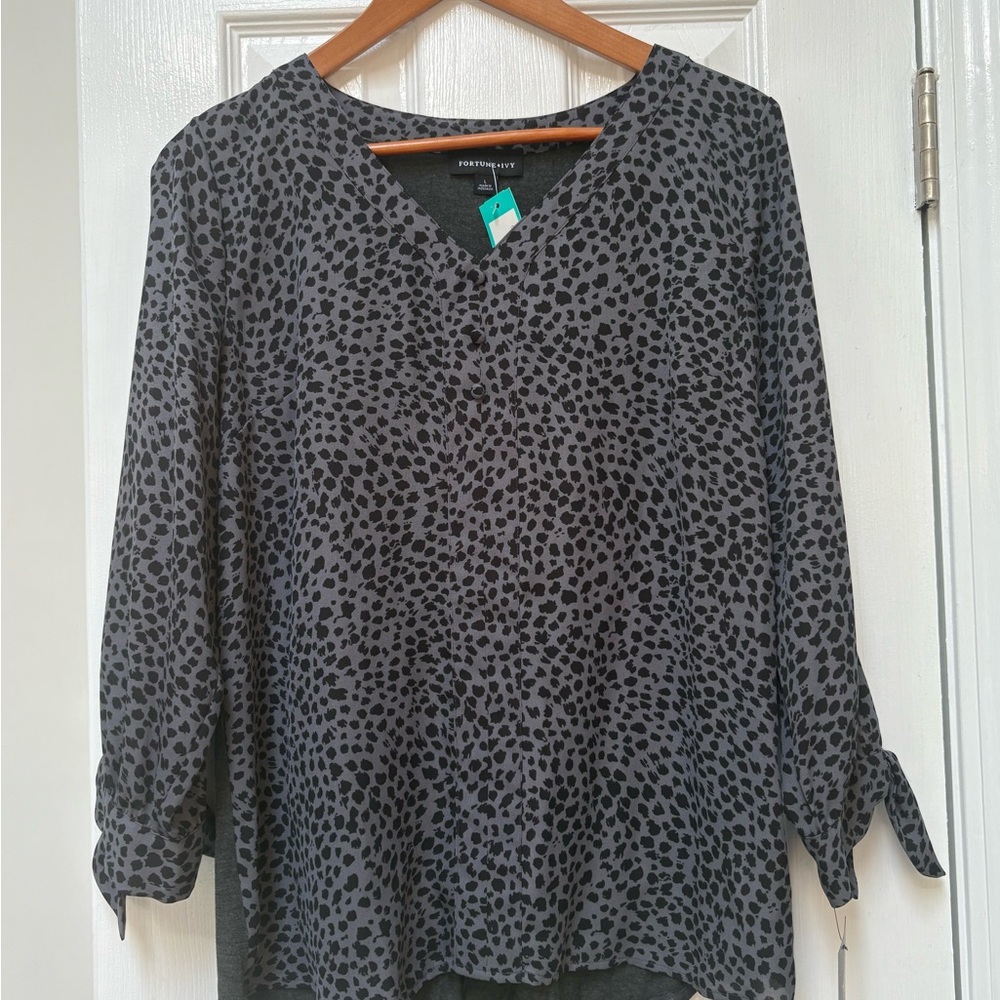 Chic Black and Gray 3/4 Sleeve Blouse